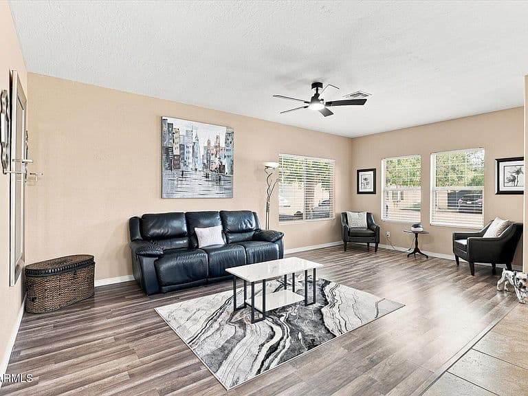 4230 E AUSTIN Lane photo 4