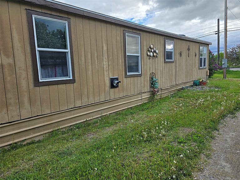 1320 Willow Glen Dr photo 2