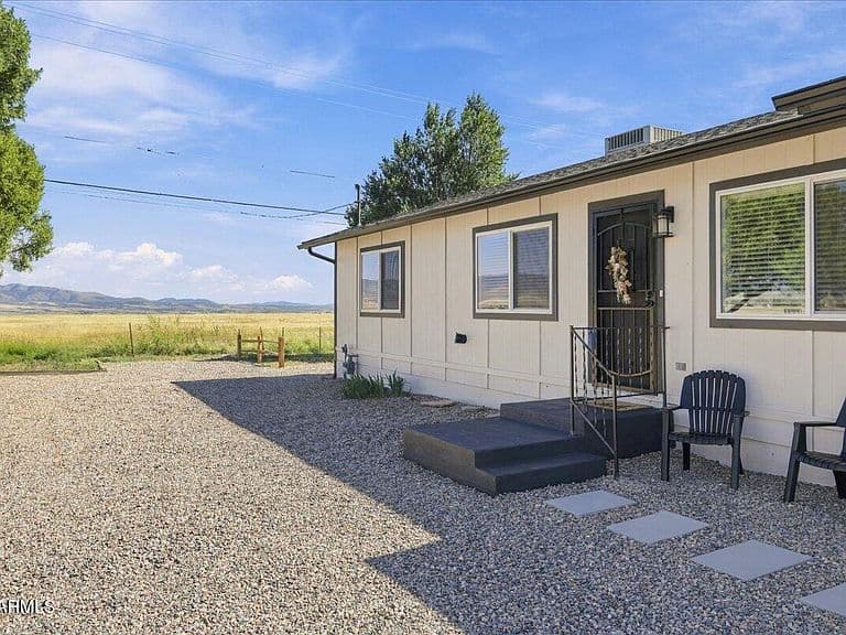 8995 E Sommer Dr -- photo 3