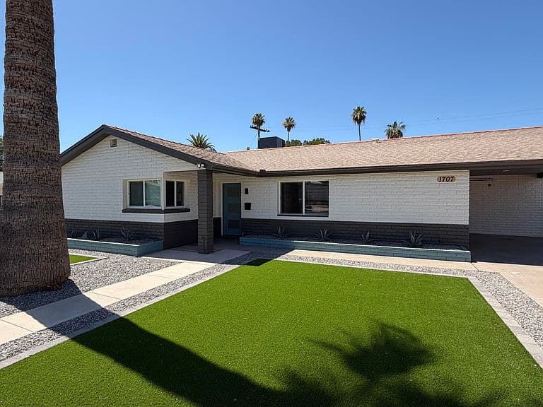 1707 W HIGHLAND Avenue photo 1