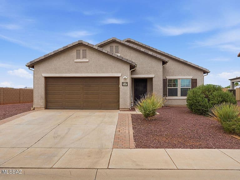 34628 S Bronco Dr photo 2