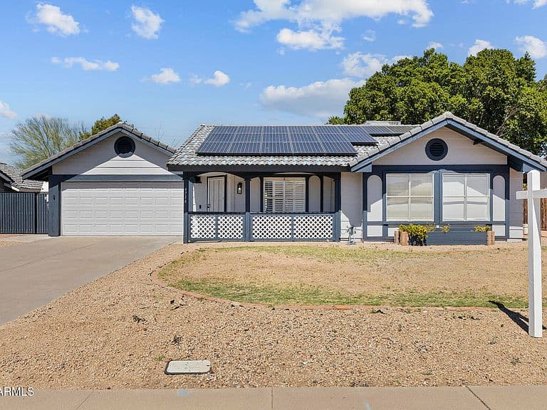4714 W VILLA THERESA Drive photo 1