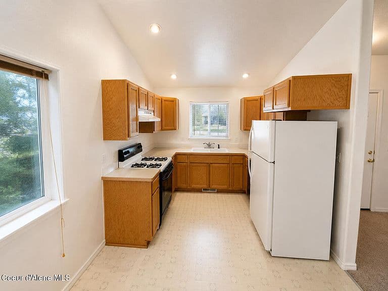 7522 N Heartland Dr photo 2