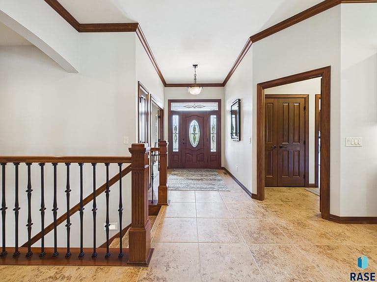 2304 W Sleigh Creek Trl photo 3