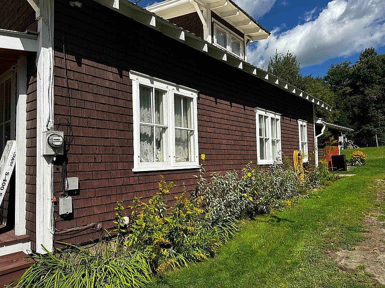 262 Bridge Street photo 3