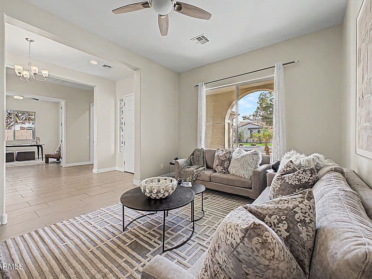 23144 E PARKSIDE Drive photo 4
