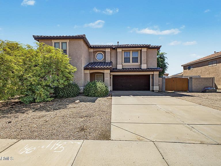 10609 W DALEY Lane photo 1