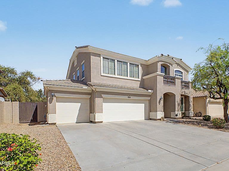 45240 W WINDROSE Drive photo 2