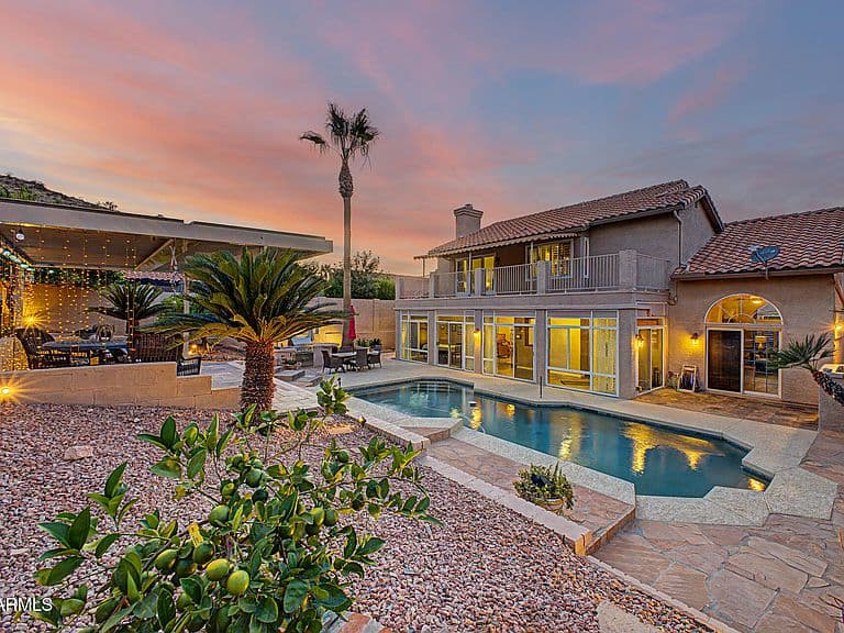 2547 E AMBER RIDGE Way photo 3