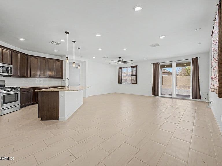 14594 W COLUMBINE Drive photo 5
