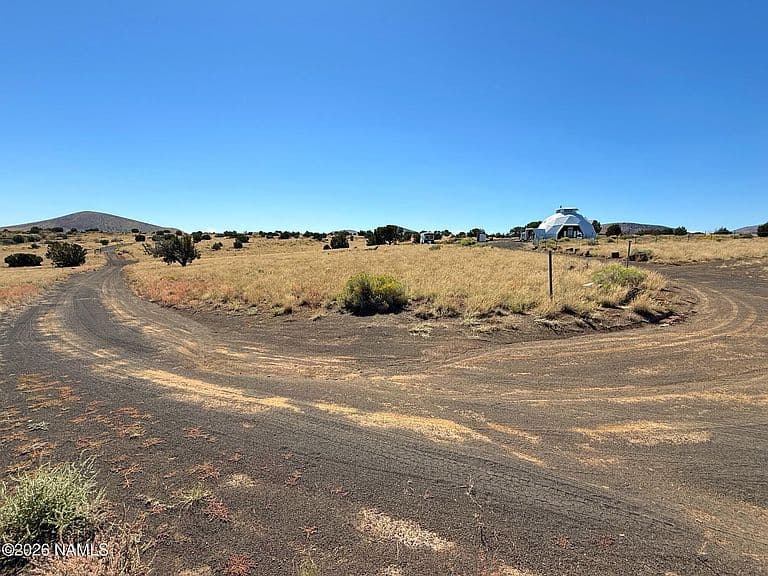 15641 Leupp Rd photo 2