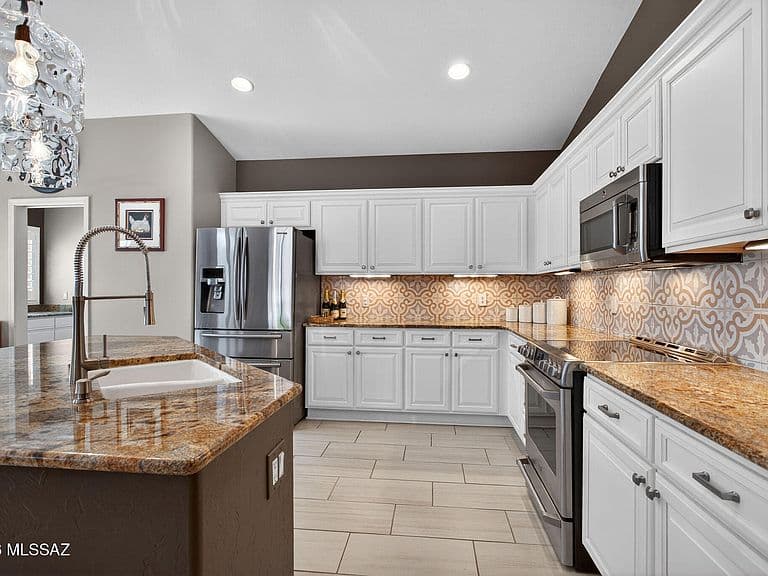62724 E Flower Ridge Dr photo 2