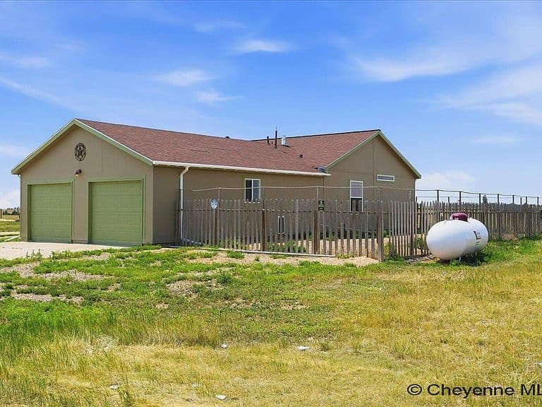 4079 Antelope Meadows Dr photo 2