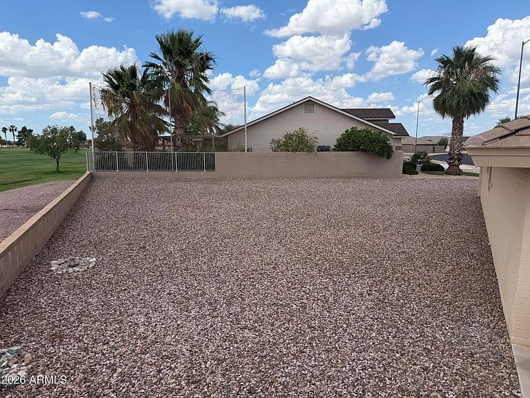 2740 S Yellow Wood Circle photo 3