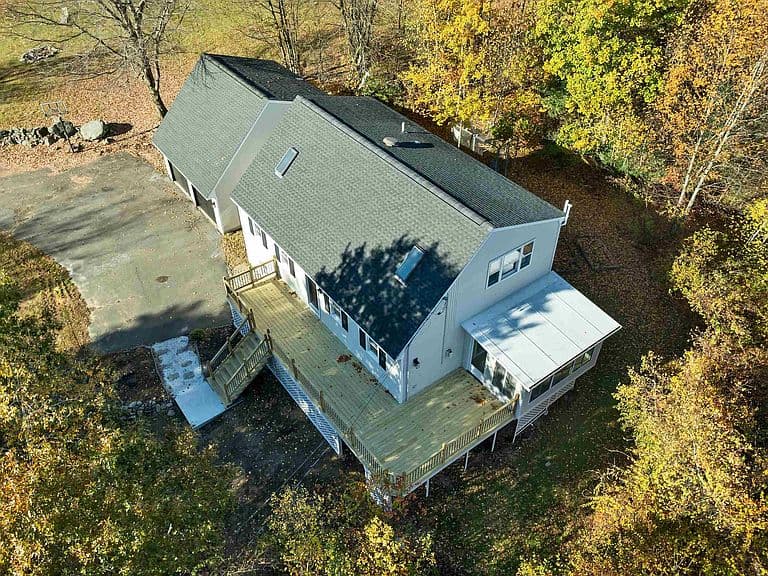 10 Armands Way photo 4