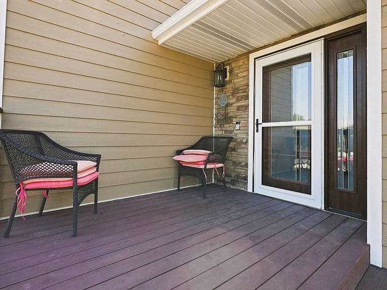 2911 Greenwood Trl photo 3