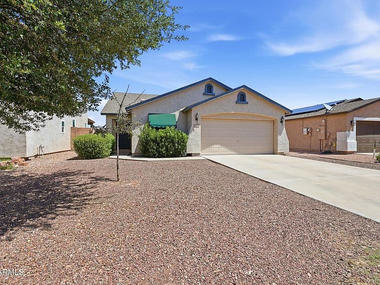 4738 E MEADOW LARK Way photo 5