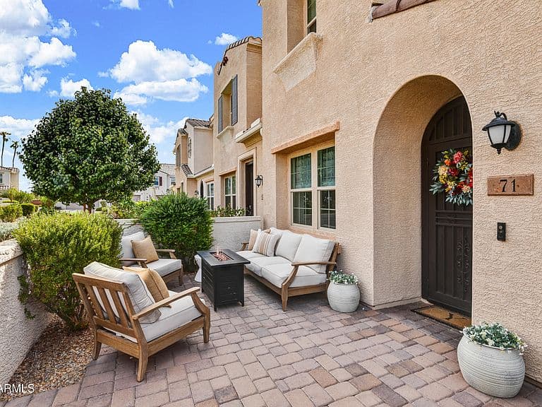 4077 S SABRINA Drive #71 photo 1