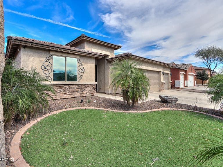 37830 W LA PAZ Street photo 3