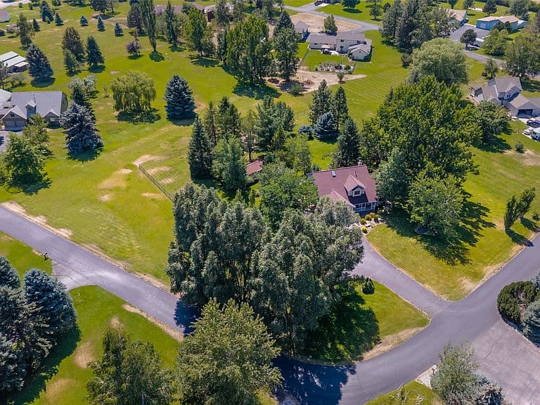 5305 Whitecloud Dr photo 4