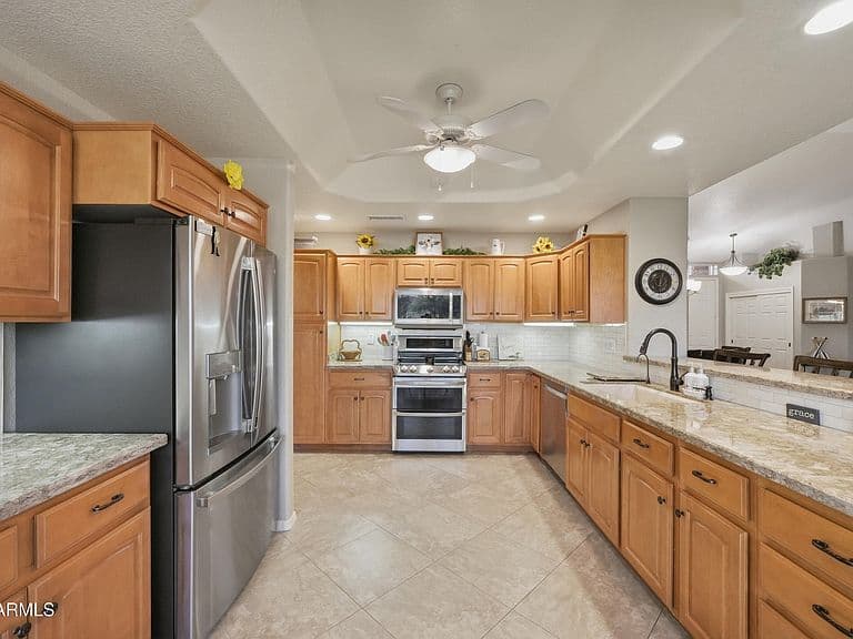 11419 E NAVARRO Avenue photo 5