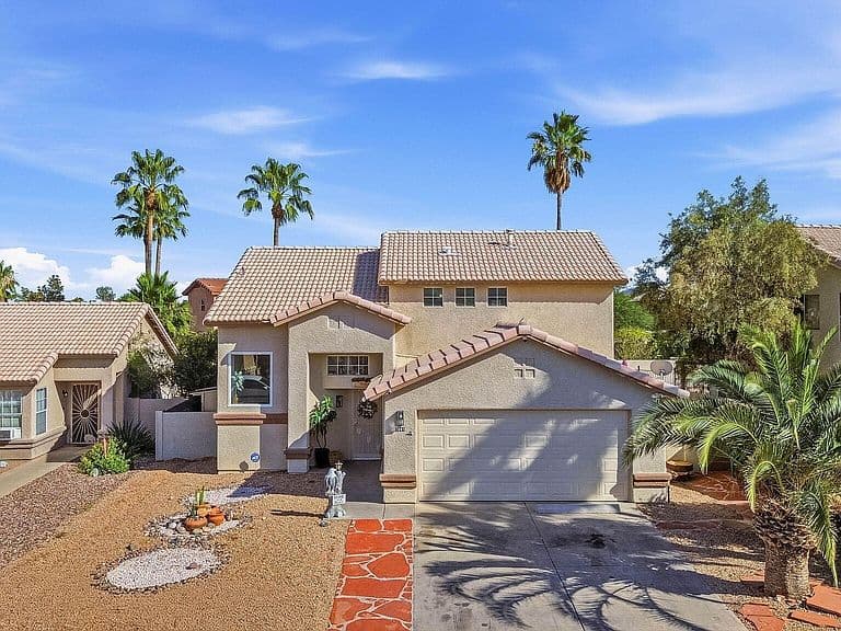 7085 W Amarante Dr photo 3