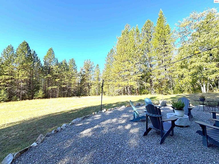 594 Upper Rocky Rd photo 4