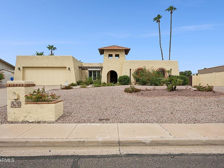 2930 E ACOMA Drive E photo 1