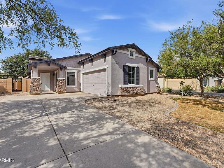7234 W VISTA Avenue photo 1