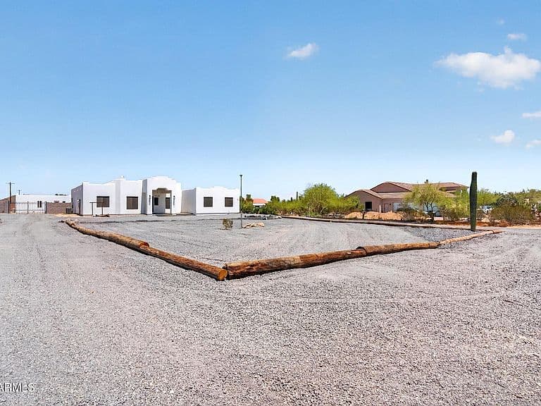 2672 W Moon Dust Trail photo 4