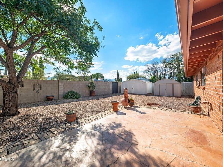 1632 ANDREA Drive photo 5