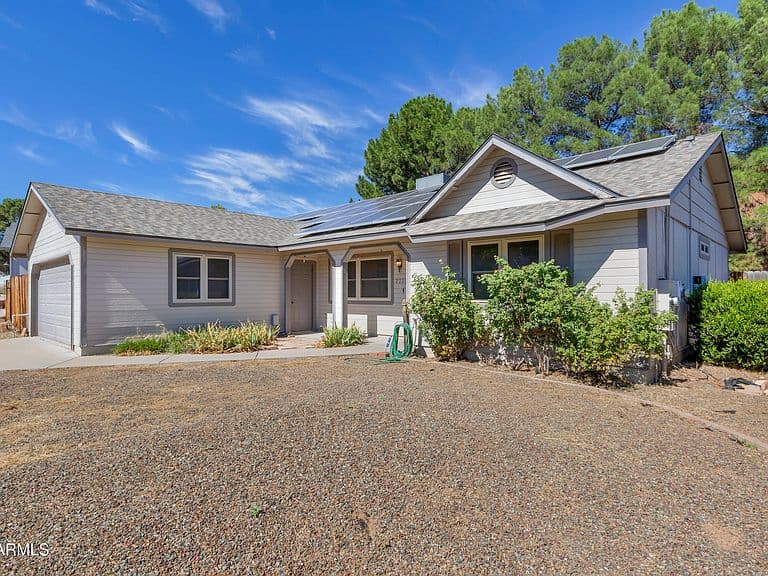 2220 S PUMA Circle photo 2