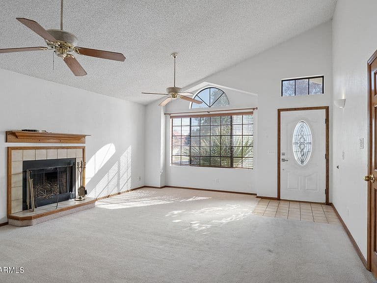 1214 W Seashore Dr photo 3