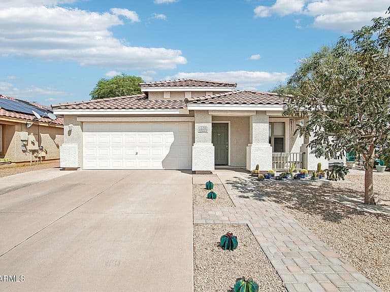 659 S HAZEL Court photo 1