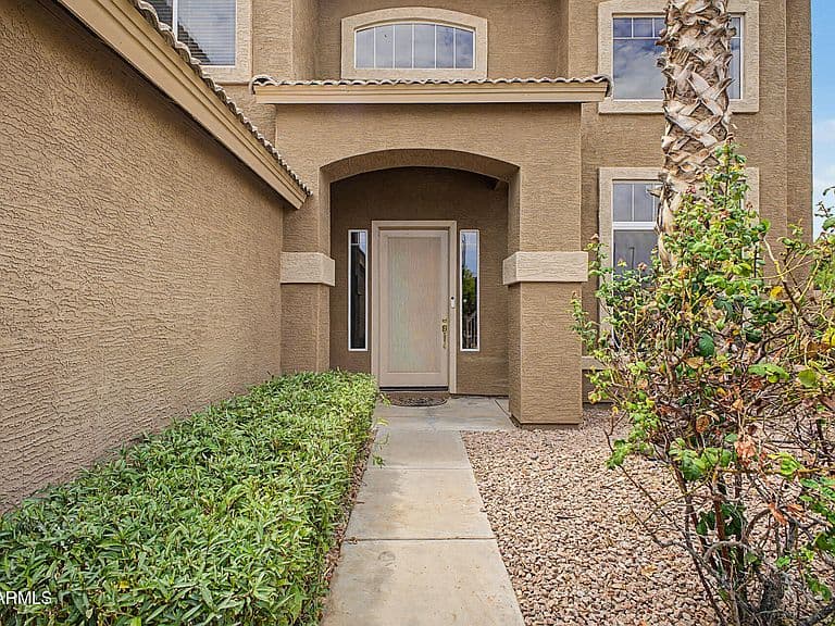 3533 E WILDHORSE Drive photo 4