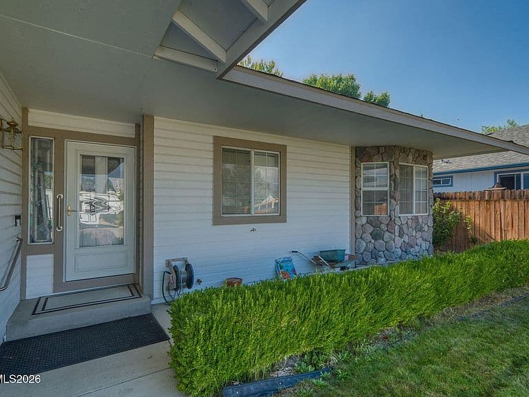 3545 Smoketree Ave photo 5