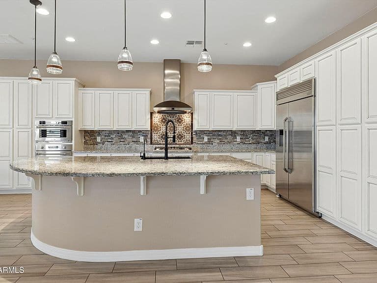 7551 W SAGUARO PARK Lane photo 4
