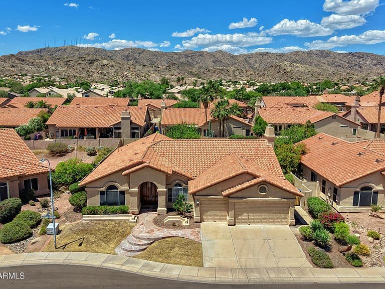 2542 E MOUNTAIN SKY Avenue photo 1
