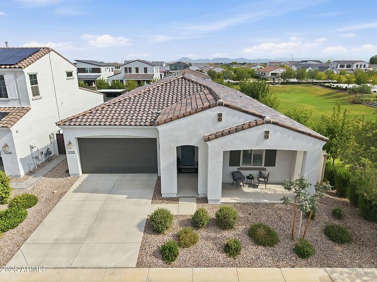 11050 E UNITY Avenue photo 2