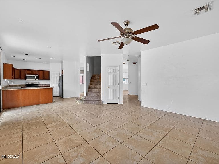 451 E Placita Costana photo 5