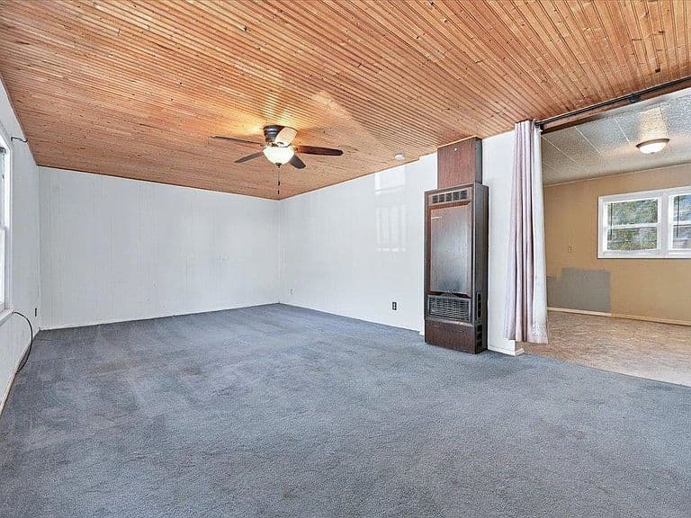 603 W Addie St photo 3