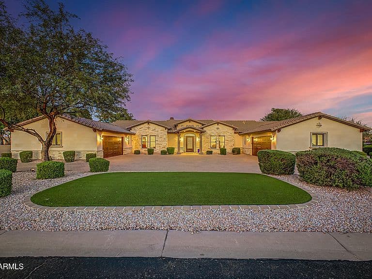 7489 S TATUM Lane photo 3