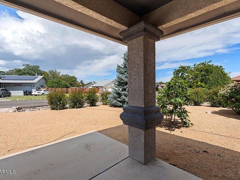 7343 E WREN Drive photo 4