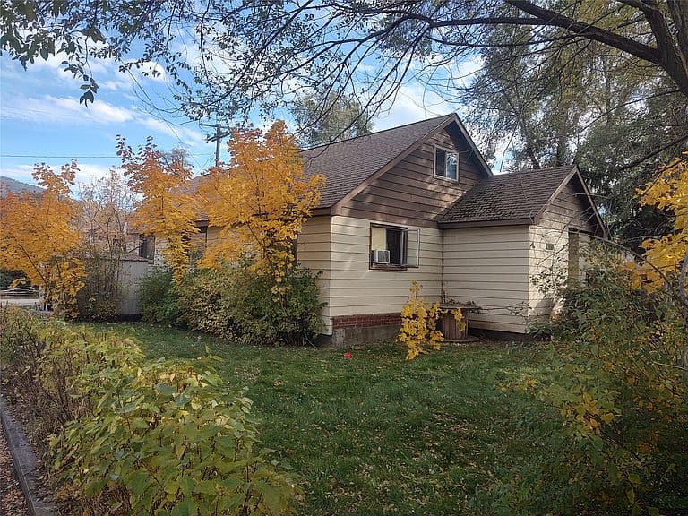 1170 Thibodeau Ln photo 1