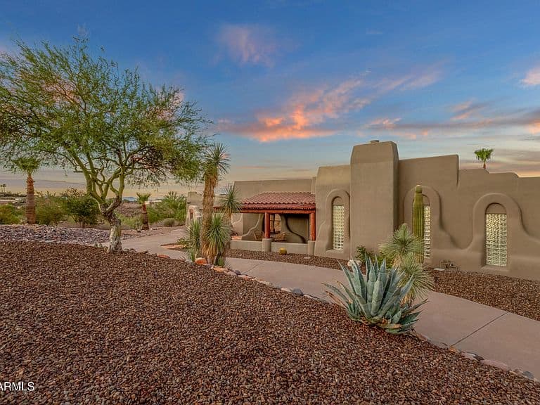 16130 E CHOLLA Drive photo 3