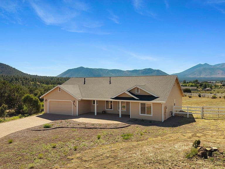8830 Arroyo Trl photo 2