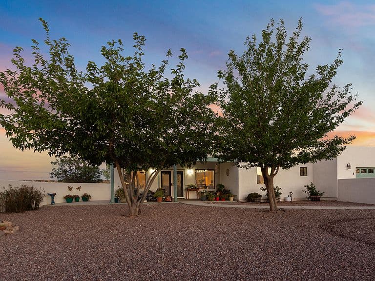 641 Calle Lukas photo 2