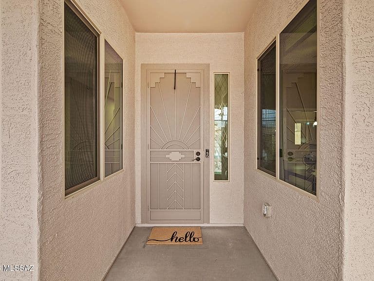 1017 W Tenniel Dr photo 5