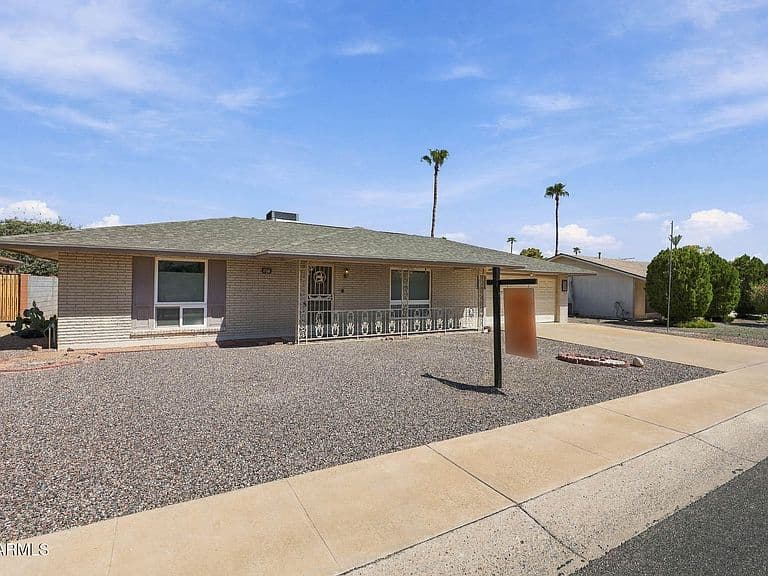 10210 W TWIN OAKS Drive photo 1