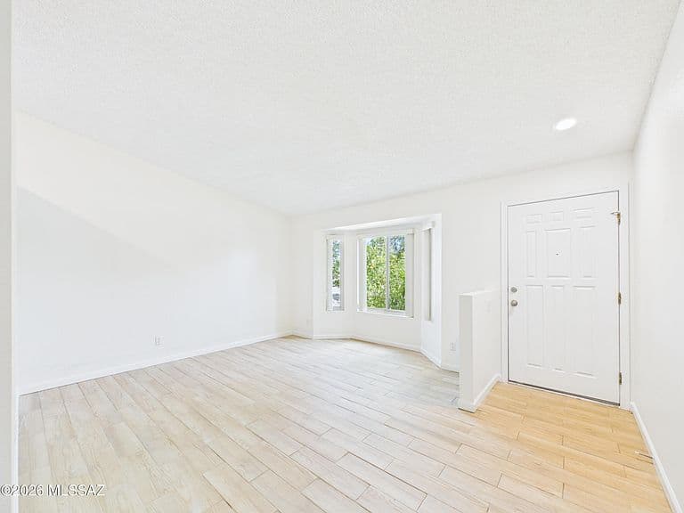 10051 E Watson Dr photo 4